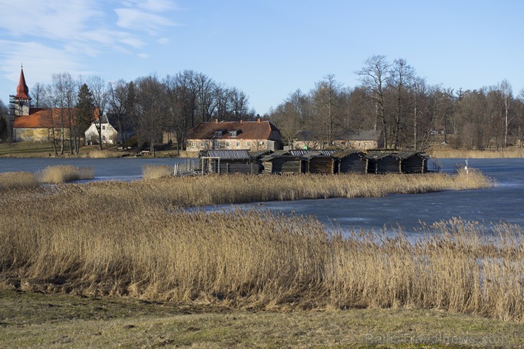 Āraišu ezerpils ir viens no populārākajiem arheoloģiskā tūrisma objektiem Latvijā 145042