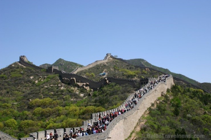 Badalinga, visatpazīstamākais Ķīnas mūra posms, kas, īpaši tūristu vajadzībām, atjaunots tā agrākajā varenībā 145302