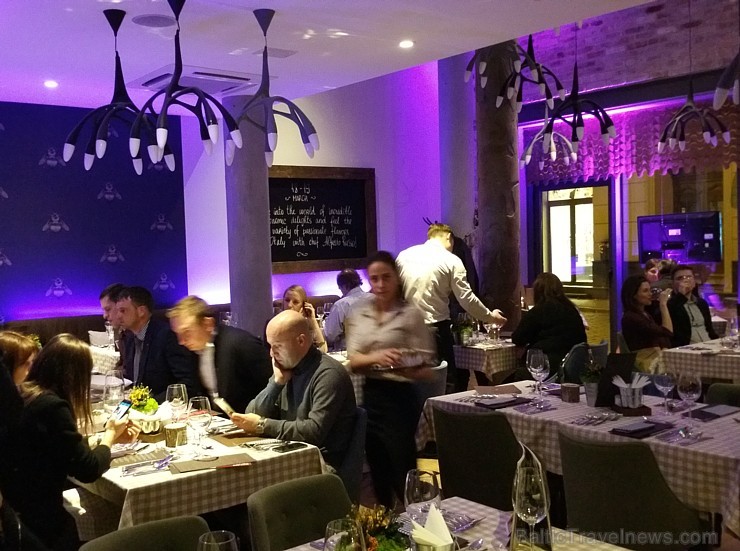 Rīgas restorāns «Melnā bite»  piedāvāja 18/19.03.2015 vakariņas ar Michelin zvaigznes pavāru Alfredo Russo no Itālijas 145317