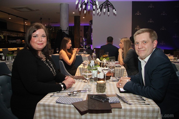 Rīgas restorāns «Melnā bite»  piedāvāja 18/19.03.2015 vakariņas ar Michelin zvaigznes pavāru Alfredo Russo no Itālijas 145328