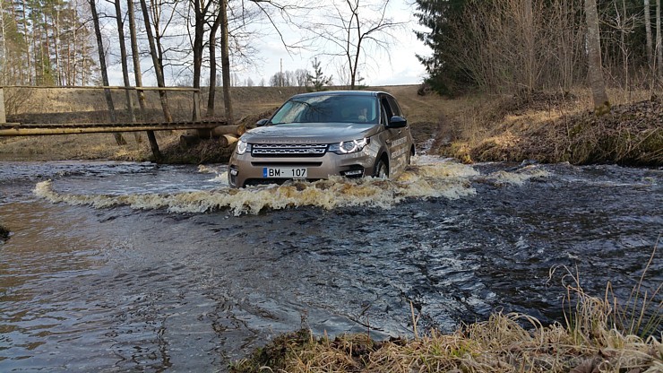 Travelnews.lv redakcija apceļo Sēliju ar jauno Land Rover Discovery Sport SD4 5+2 HSE 145541