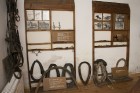 Burtnieku zirglietu muzejs ir tipiska 19. gs. Vidzemes ceļmalas kroga paraugs 8