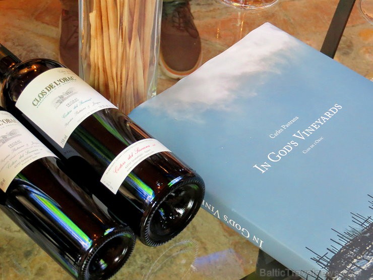 Travelnews.lv iepazīst spāņu reģiona Priorat vīna darītavu Clos de L‘obac www.costersdelsiurana.com Travelnews.lv iepazīst spāņu reģiona Priorat vīna darītavu Clos de L‘obac www.costersdelsiurana.com 145632