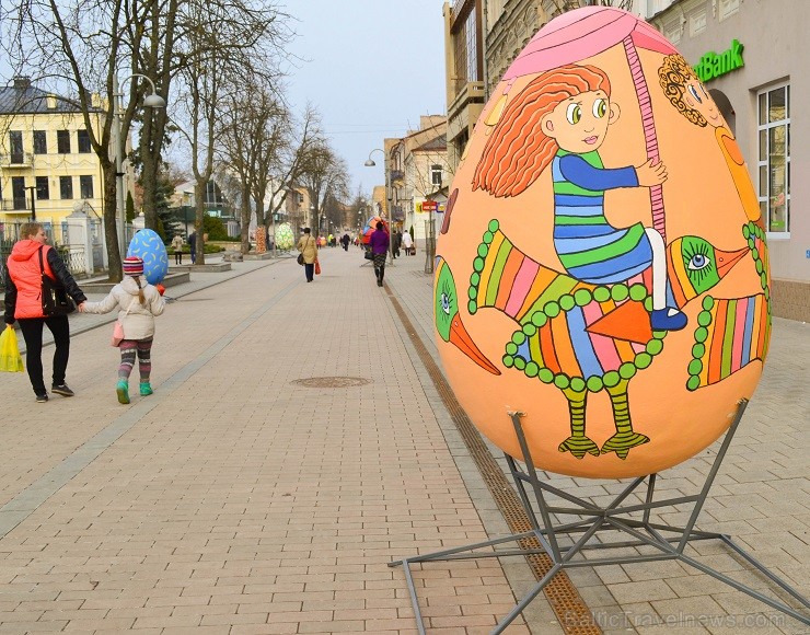 Daugavpilī Rīgas ielā tapusi Lieldienu olu galerija 145689