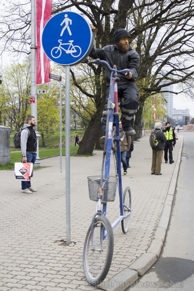 Pirmais Rīgas pasažieru un kravas velosipēdu salidojums pārsteidz rīdziniekus un viesus 147687