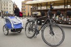 Pirmais Rīgas pasažieru un kravas velosipēdu salidojums pārsteidz rīdziniekus un viesus 11