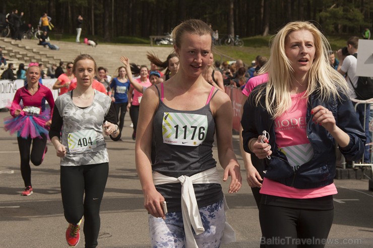 Tradicionālais Sieviešu skrējiens pulcē sievietes no visas Latvijas 147841
