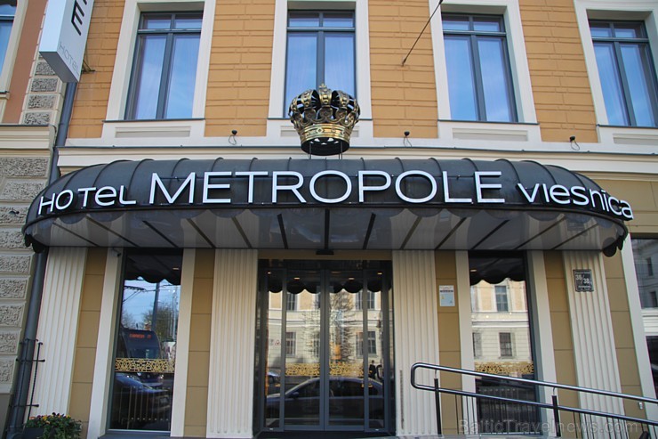Vecrīgas viesnīcas restorāns «De Commerce Gastro Pub 1871» pirmo reizi vēsturē atver vasaras terasi. Vairāk informācijas - www.decommerce.lv Vecrīgas viesnīcas restorāns «De Commerce Gastro Pub 1871» pirmo reizi vēsturē atver vasaras terasi. Vairāk informācijas - www.decommerce.lv 148070