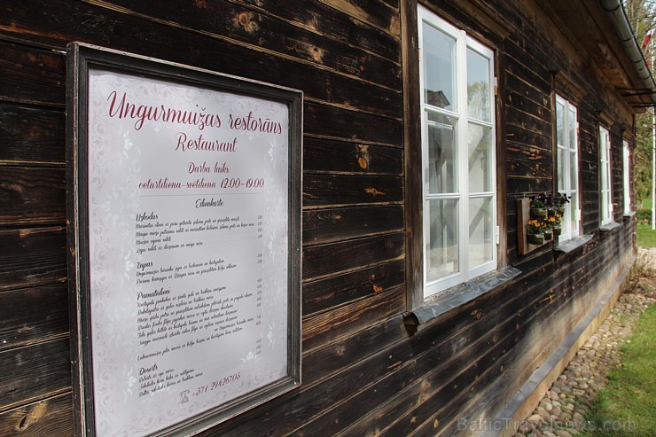 Travelnews.lv redakcija apciemo skaisto Ungurmuižu un piedalās sezonu noslēdzošajā pavārmākslas meistarklasē ar pavārēm no Vinetas un Allas Kārumlādes Travelnews.lv redakcija apciemo skaisto Ungurmuižu un piedalās sezonu noslēdzošajā pavārmākslas meistarklasē ar pavārēm no Vinetas un Allas Kārumlādes 148150