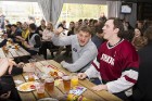 Travelnews.lv skatās pasaules čempionātu hokejā Dinamo Rīga hokeja fanu teltī Ķīpsalā 12