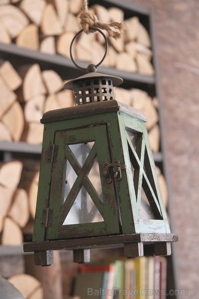 Restorāns «Lighthouse» ir viena no mājīgākajām atpūtas vietām Jūrmalā, kas piedāvā gardas maltītes uz tūristu iecienītās Jomas ielas. Informācijai: ww Restorāns «Lighthouse» ir viena no mājīgākajām atpūtas vietām Jūrmalā, kas piedāvā gardas maltītes uz tūristu iecienītās Jomas ielas. Informācijai: ww 148309
