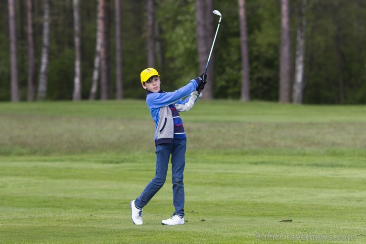 Šodien visā Latvijā atzīmē Golfa dienu 148336