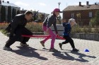 Ģimeņu sporta diena Limbažos iedvesmo ģimenes sportot 10