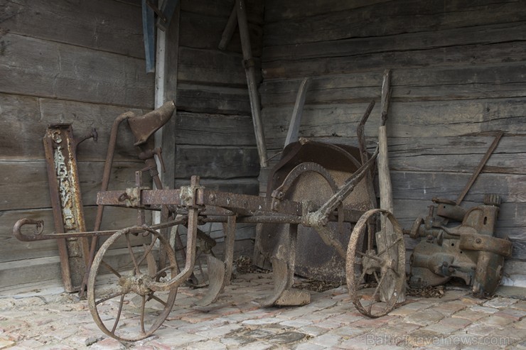 Uzvaras mašīnu muzejā apskatāma viena no lielākajām Latvijā esošajām lauksaimniecības traktoru kolekcijām 148711