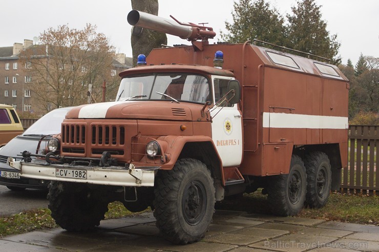 ZIL - 131 ugunsdzēsības putu auto 149102