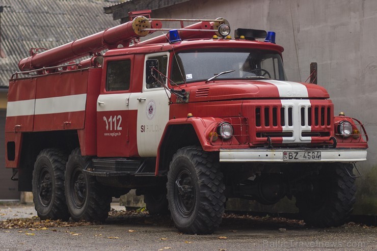 Ugunsdzēsības autocisterna uz ZIL - 131 bāzes 149103