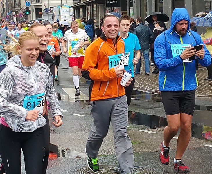 Rīga skrien tautas klases 5km un 10km «Lattelecom Rīgas maratons 2015» distances 149544
