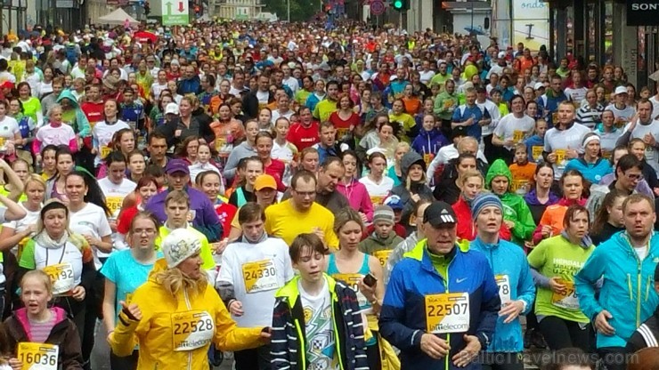 Rīga skrien tautas klases 5km un 10km «Lattelecom Rīgas maratons 2015» distances 149558