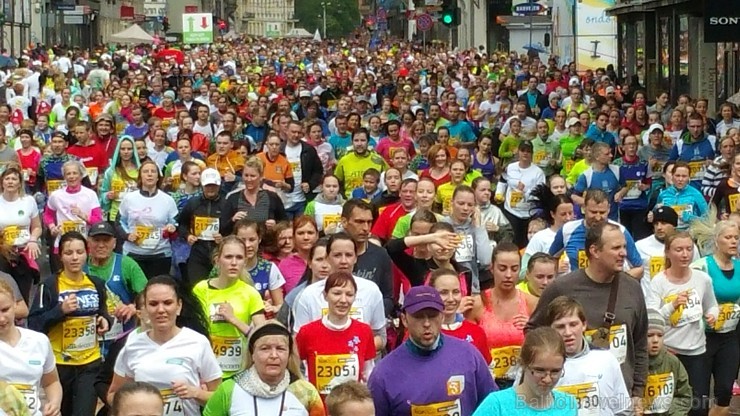 Rīga skrien tautas klases 5km un 10km «Lattelecom Rīgas maratons 2015» distances 149567