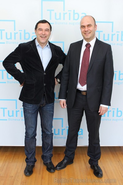 Biznesa augstskola Turība 21.05.2015 pirmo reizi apbalvo septīņus Goda absolventus - www.Turiba.lv. Foto: Santa Kozlova Biznesa augstskola Turība 21.05.2015 pirmo reizi apbalvo septīņus Goda absolventus - www.Turiba.lv. Foto: Santa Kozlova 149982