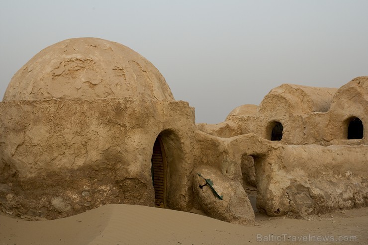 Travelnews.lv sadarbībā ar Novatours Sahāras tuksnesī apmeklē filmas «Star Wars» filmēšanas laukumu 150186