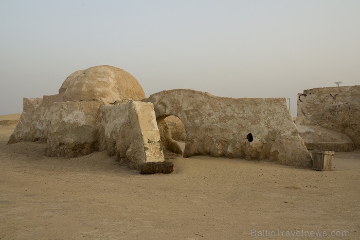 Travelnews.lv sadarbībā ar Novatours Sahāras tuksnesī apmeklē filmas «Star Wars» filmēšanas laukumu 150193