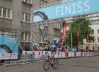 Galvaspilsētā tūkstošiem velosipēdistu dodas «Elkor Rīgas velomaratons 2015» distancē 33