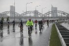 Galvaspilsētā tūkstošiem velosipēdistu dodas «Elkor Rīgas velomaratons 2015» distancē 48