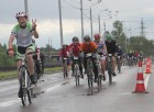 Galvaspilsētā tūkstošiem velosipēdistu dodas «Elkor Rīgas velomaratons 2015» distancē 54