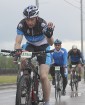Galvaspilsētā tūkstošiem velosipēdistu dodas «Elkor Rīgas velomaratons 2015» distancē 57