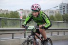 Galvaspilsētā tūkstošiem velosipēdistu dodas «Elkor Rīgas velomaratons 2015» distancē 76
