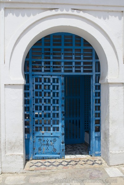 Travelnews.lv redakcija apskata populāro Sidi Bou Said pilsētu Tunisijā 150606