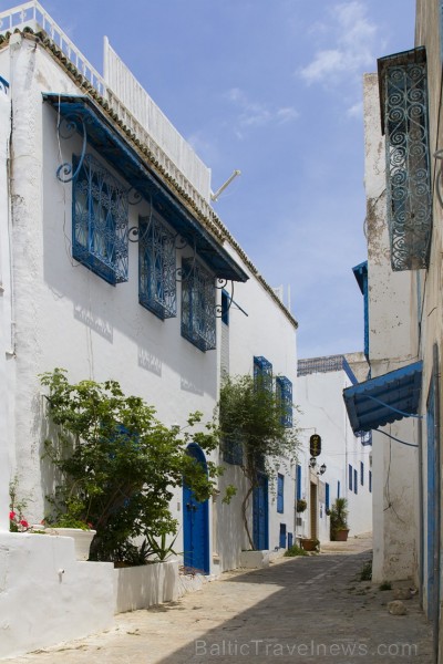 Travelnews.lv redakcija apskata populāro Sidi Bou Said pilsētu Tunisijā 150618