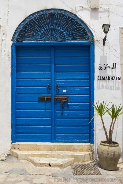 Travelnews.lv redakcija apskata populāro Sidi Bou Said pilsētu Tunisijā 150626