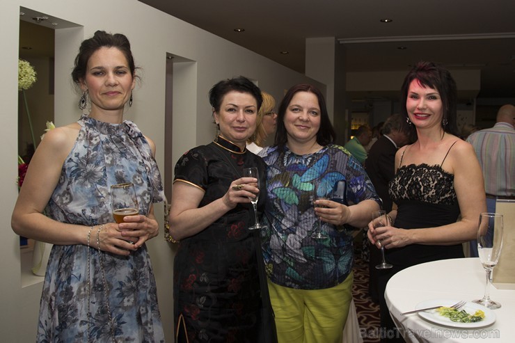 Desmit gadu laikā «Hotel Jūrmala Spa» ir kļuvusi par atpazīstamu konferenču centru un iemīļotu SPA viesnīcu ne tikai vietējai Latvijas publikai Desmit gadu laikā «Hotel Jūrmala Spa» ir kļuvusi par atpazīstamu konferenču centru un iemīļotu SPA viesnīcu ne tikai vietējai Latvijas publikai 151535