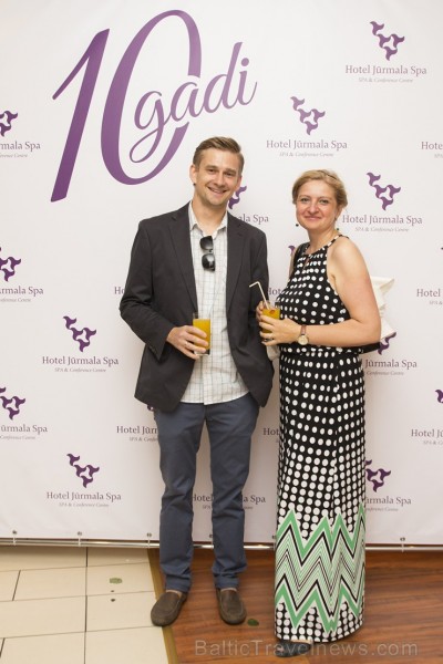 Desmit gadu laikā «Hotel Jūrmala Spa» ir kļuvusi par atpazīstamu konferenču centru un iemīļotu SPA viesnīcu ne tikai vietējai Latvijas publikai Desmit gadu laikā «Hotel Jūrmala Spa» ir kļuvusi par atpazīstamu konferenču centru un iemīļotu SPA viesnīcu ne tikai vietējai Latvijas publikai 151552
