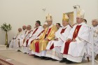 Rīgā iesvēta jaunu katoļu baznīcu 16