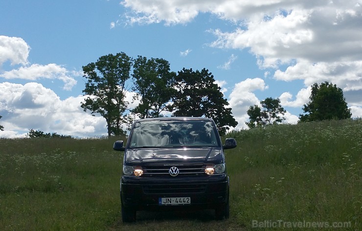 Travelnews.lv ar autonomas «Sixt»  mikroautobusu VW T5 Caravelle apceļo Latgali 152369