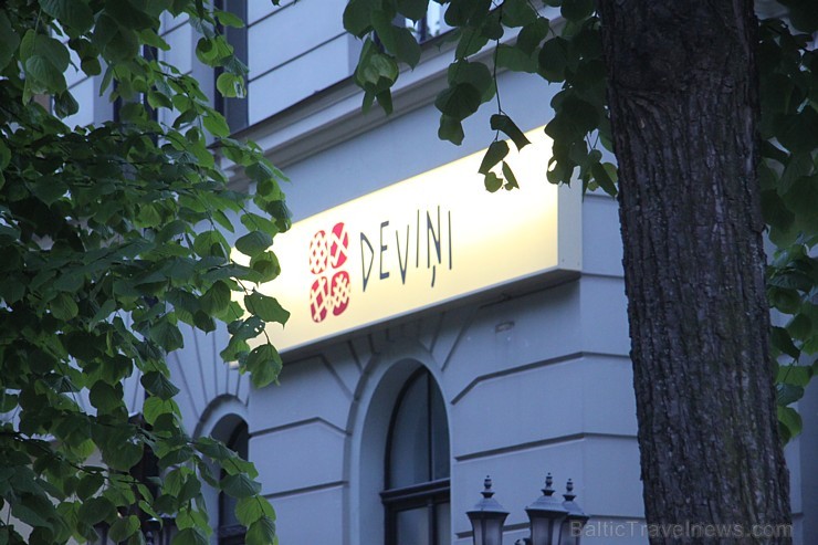 Travelnews.lv redakcija izbauda Rīgas latviešu virtuves restorānu «Deviņi» 152987