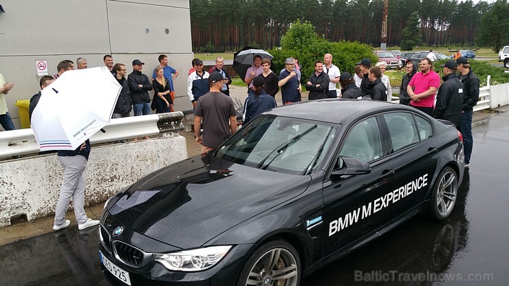 Inchcape BM Auto 6.07.2015 prezentē lietainā Biķernieku trasē  «M Sport» komplektācijas automobiļus - BMW M3, BMW M4 un BMW X6 M 153172
