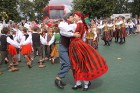 Daugavas stadionā ir grandiozi noslēdzies deju lielkoncerts «Līdz varavīksnei tikt» 100