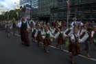 XI Latvijas skolu jaunatnes dziesmu un deju svētku gājiens - atrodi savu kolektīvu (3.daļa) 8