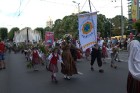 XI Latvijas skolu jaunatnes dziesmu un deju svētku gājiens - atrodi savu kolektīvu (3.daļa) 82