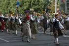 XI Latvijas skolu jaunatnes dziesmu un deju svētku gājiens - atrodi savu kolektīvu (4.daļa) 62
