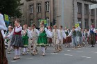 XI Latvijas skolu jaunatnes dziesmu un deju svētku gājiens - atrodi savu kolektīvu (6.daļa) 10
