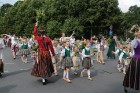 XI Latvijas skolu jaunatnes dziesmu un deju svētku gājiens - atrodi savu kolektīvu (6.daļa) 23