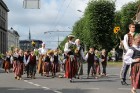XI Latvijas skolu jaunatnes dziesmu un deju svētku gājiens - atrodi savu kolektīvu (6.daļa) 47