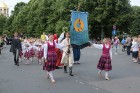 XI Latvijas skolu jaunatnes dziesmu un deju svētku gājiens - atrodi savu kolektīvu (7.daļa) 40