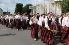 XI Latvijas skolu jaunatnes dziesmu un deju svētku gājiens - atrodi savu kolektīvu (8.daļa) 45