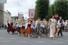 XI Latvijas skolu jaunatnes dziesmu un deju svētku gājiens - atrodi savu kolektīvu (8.daļa) 75